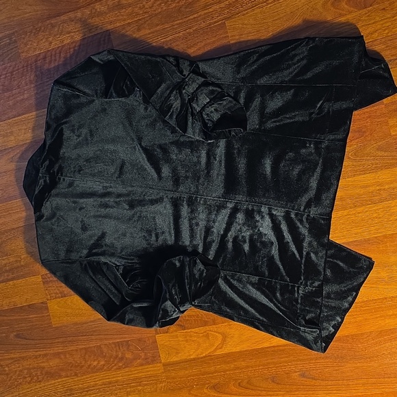 Bishop + Young Black Velvet Jacket - Picture 3 of 3